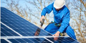 Installation Maintenance Panneaux Solaires Photovoltaïques à Azzana